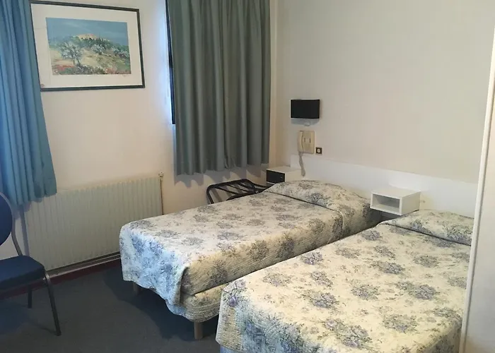 Hotell Nouveau Park 3*