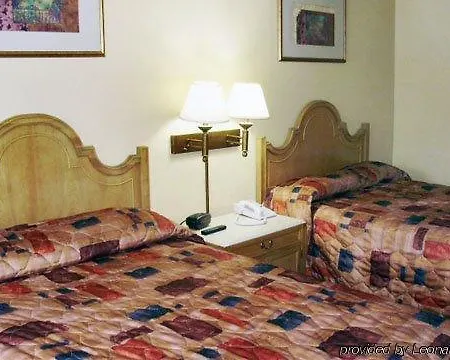 Nouveau Park Hotel 3*